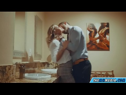 ❤️ Pe a faaosoosoina oe e se blonde busty i totonu o se faletaele lautele ❤️❌  i porn sm.com-porn-zog.ru ❌❤